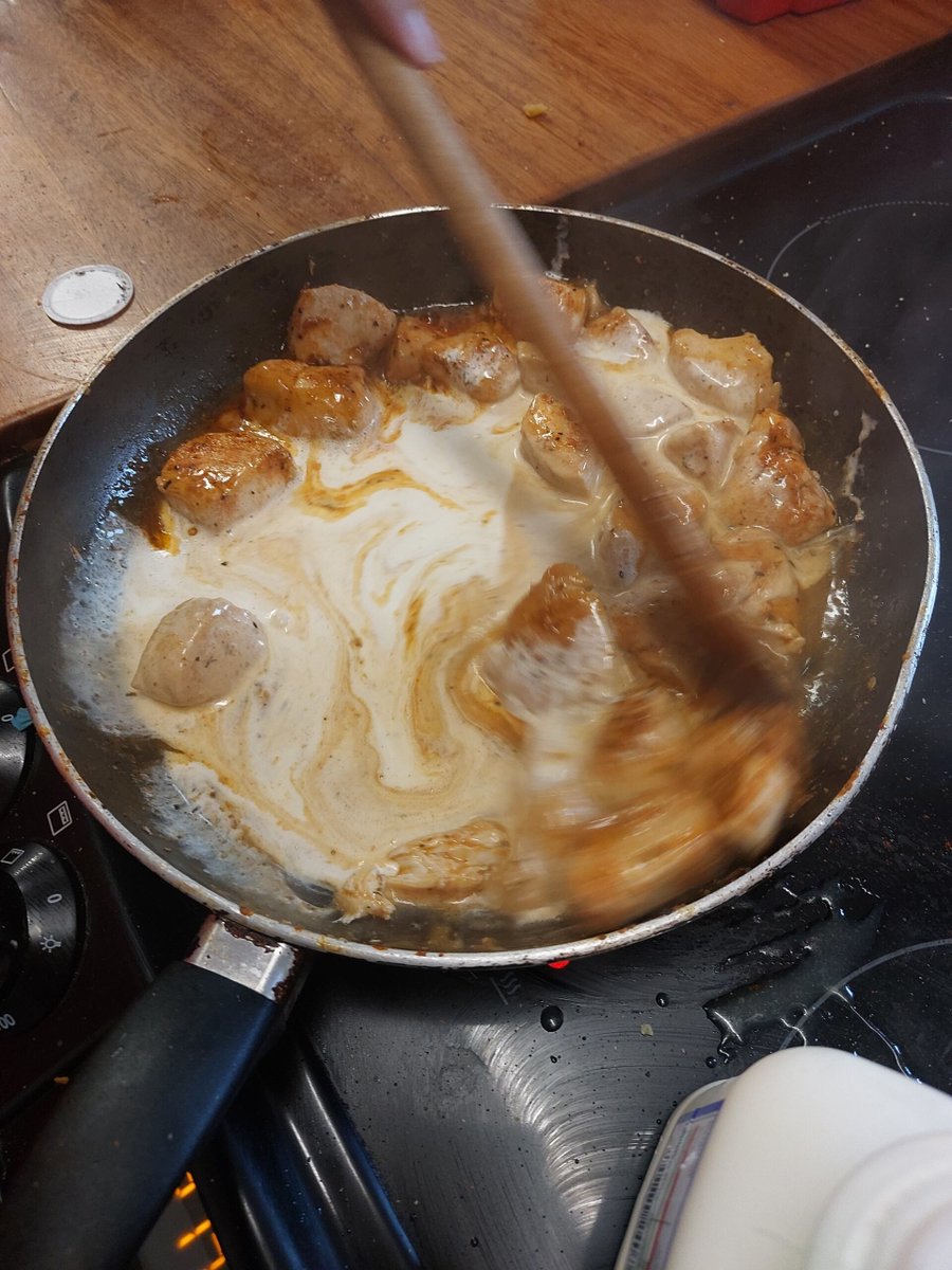 cproscre's tweet image. Students from room 7 have been busy making delicious dishes in Home Ec. This includes preparation, cooking and clean up. They are learning skills for life.

#Inclusion #Diversity #Learningtocook #Lifeskills