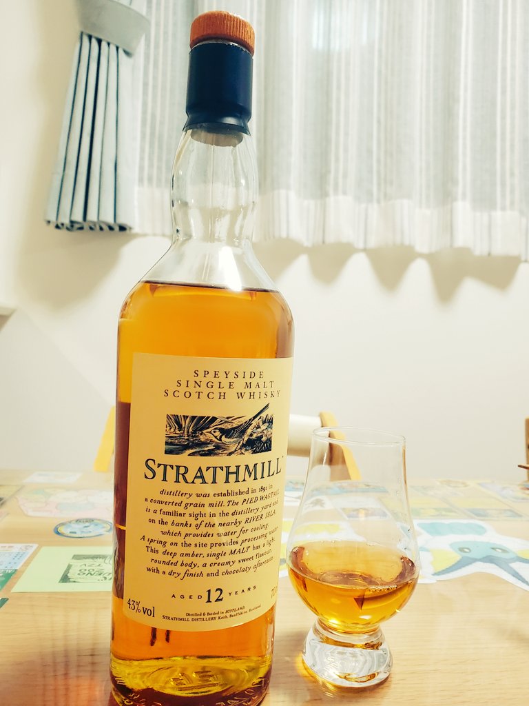 hisui7111's tweet photo. 今日は…
ストラスミル12年を開栓!
花と動物シリーズを飲むのは、これが初めて♪
麦の風味が漂ってきますね~👍️
ラベルも可愛い😊
#ウィスキー
#ストラスミル
#STRATHMILL
#花と動物
#UD社 https://t.co/bSvcvlQ9pJ