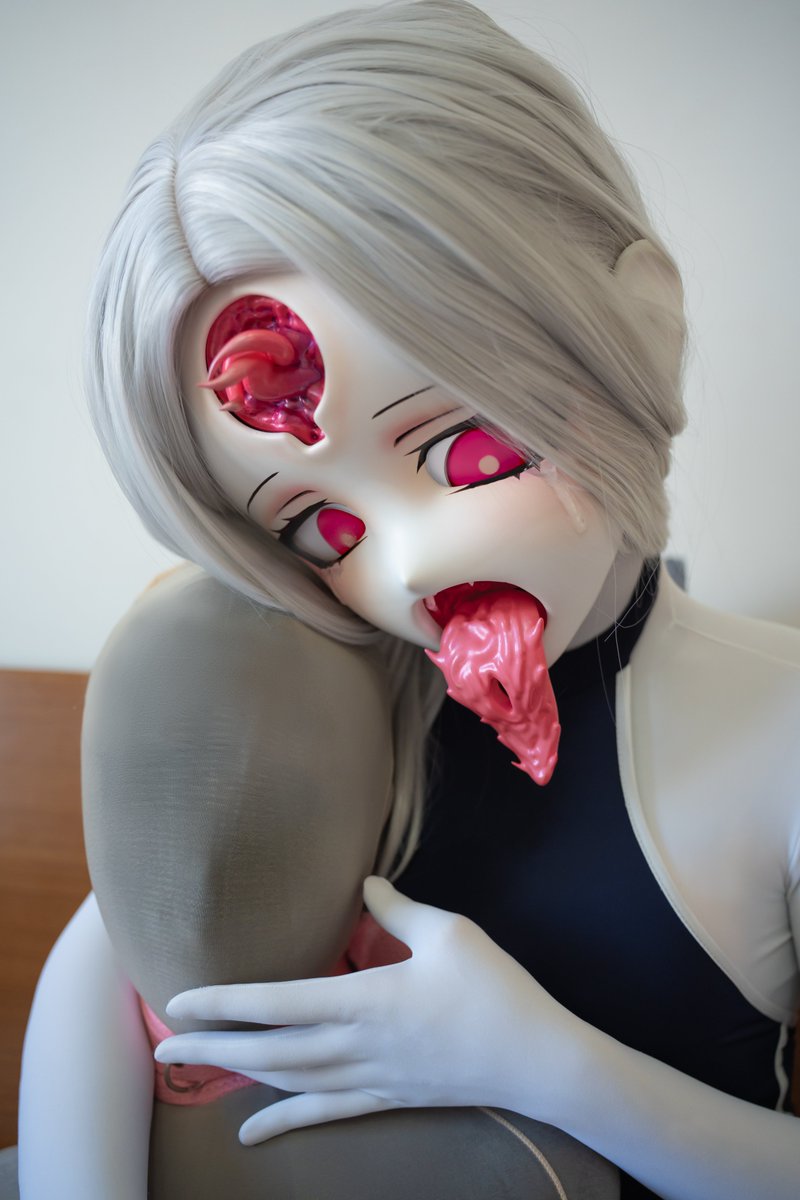 自投罗网的猎物就要用织物包裹起来慢慢享用