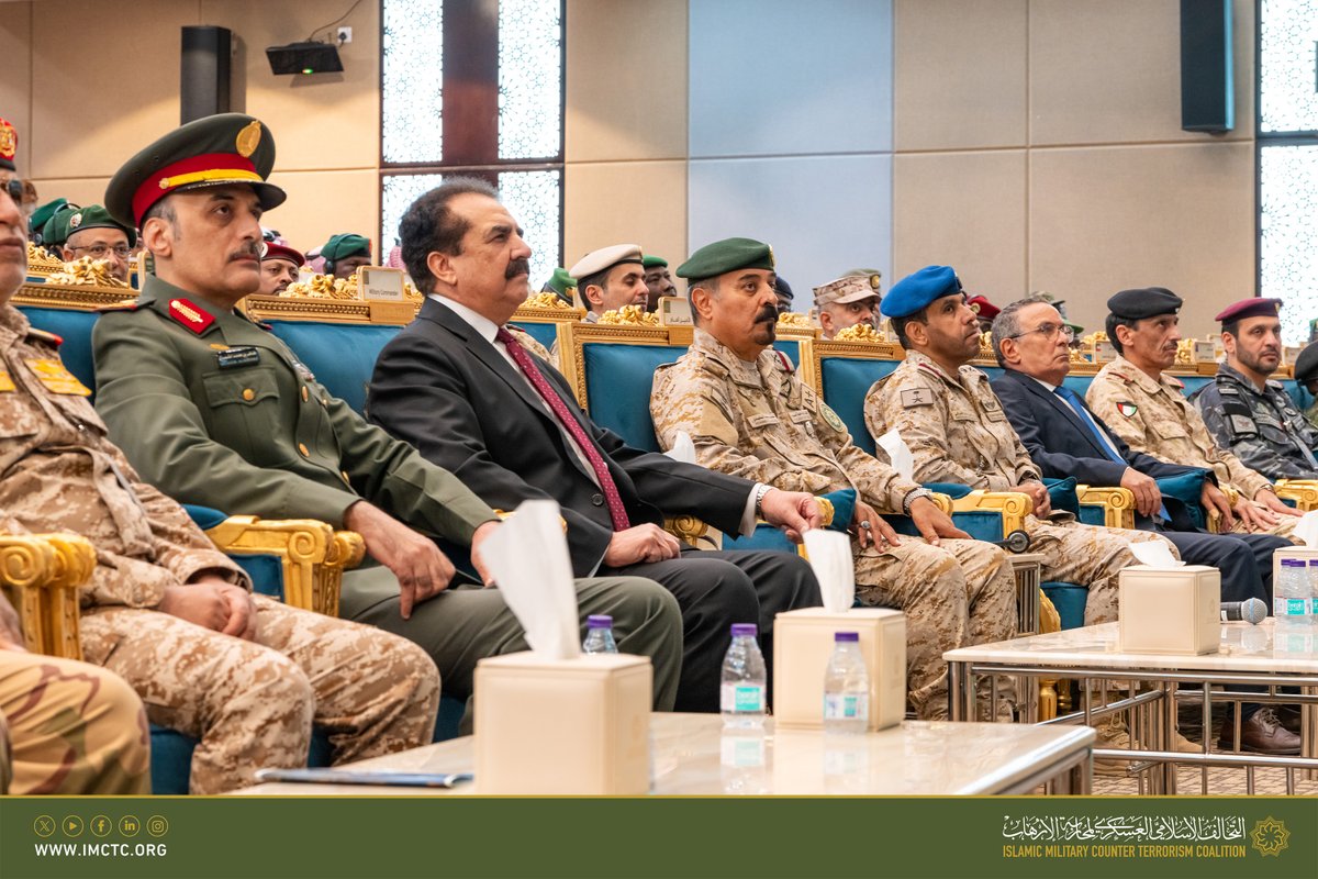 imctc_fr's tweet photo. Les délégués du Royaume d'Arabie #Saoudite à la #CIMCT ont célébré la journée nationale de leur pays en présence du Secrétaire Général, du Commandant Militaire, des délégués des Etats membres et du personnel de la CIMCT. https://t.co/XcDjLXWrIQ