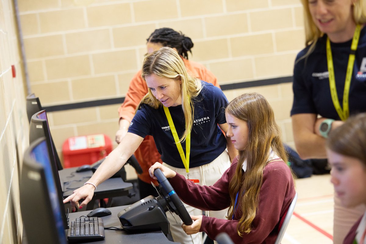 GB1Racing_'s tweet photo. Final stop of the #STEMCrewCobhamUltra roadshow in Oxford today! Awesome work by @STEM__Crew supported by our official charity The 1851 Trust Cobham Ultra and @AthenaPathway
Together we are using sport to inspire the next generation of STEM leaders! ๐ก๐ #STEMCrew #AmericasCup https://t.co/VmvnwFVap4