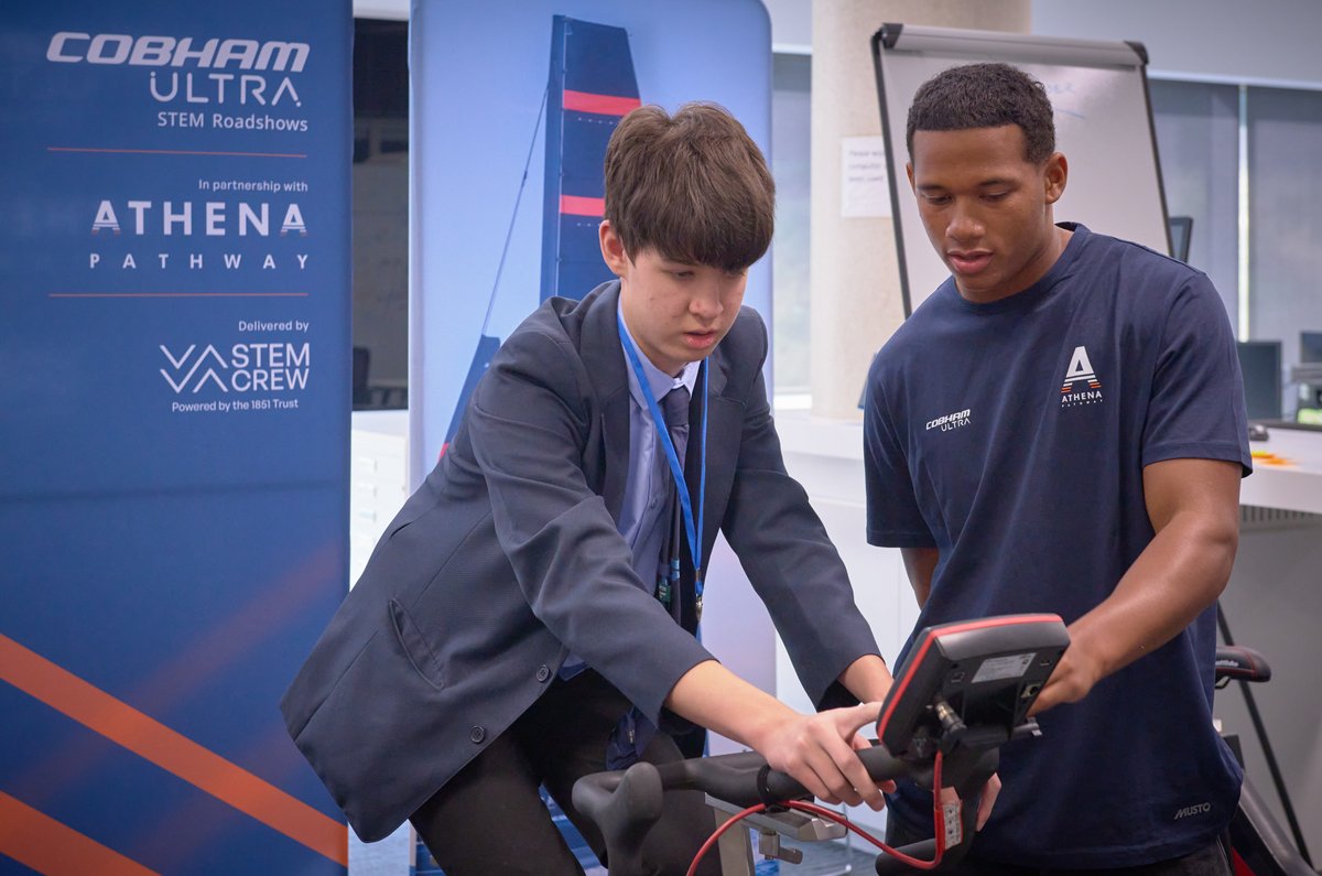 GB1Racing_'s tweet photo. Final stop of the #STEMCrewCobhamUltra roadshow in Oxford today! Awesome work by @STEM__Crew supported by our official charity The 1851 Trust Cobham Ultra and @AthenaPathway
Together we are using sport to inspire the next generation of STEM leaders! ๐ก๐ #STEMCrew #AmericasCup https://t.co/VmvnwFVap4
