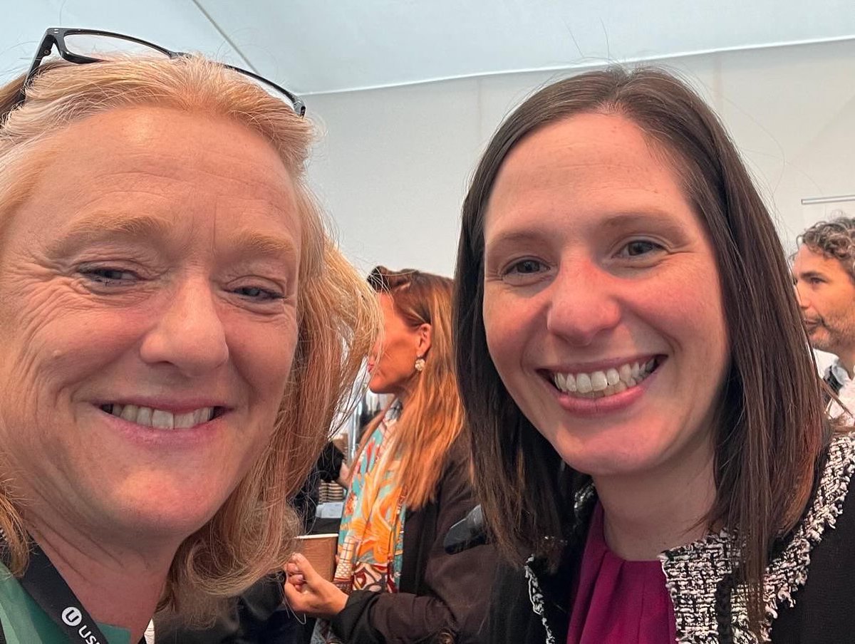 Our CEO, <a href="/AnitaGrover/">Anita Grover</a> is at #labourconference24 having great fringe meetings and conversations! Thanks to MPs &amp; Ministers who took time to talk about the importance of early &amp; effective support for deaf children. @janetdaby <a href="/GwynneMP/">Andrew Gwynne MP</a> <a href="/helenhayes_/">Helen Hayes 💙🌹</a> <a href="/sarahsmithlab/">Sarah Smith MP</a> #deafness