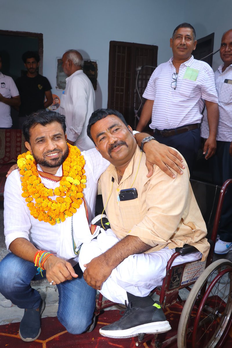 DevenderKadyan_'s tweet photo. 📍 बेगा
बेगा में आप सभी का समर्थन और सहयोग पाकर दिल से आभार व्यक्त करता हूं। आपकी एकजुटता और विश्वास ही हमारे क्षेत्र में बदलाव की असली ताकत है। अब समय है बदलाव का, गन्नौर में न्याय का - दिल से देवेंद्र कादियान !
#DilSeDevenderKadyan #NetaNahiBeta #GanaurKaBeta https://t.co/TPfSXbltbi