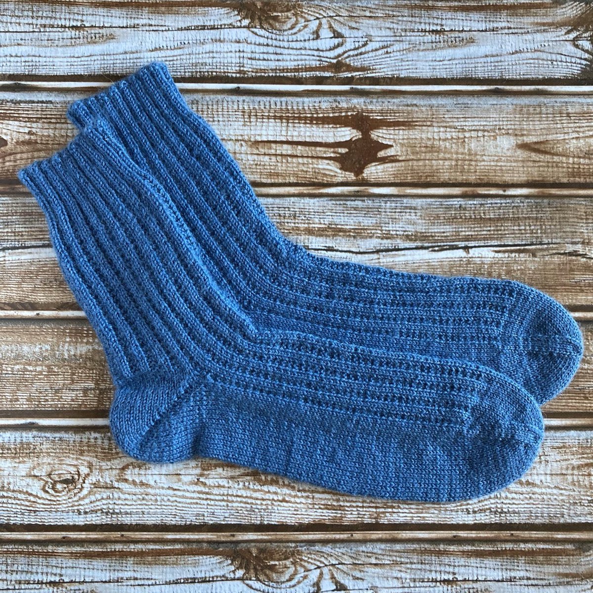 flammeaHandmade's tweet photo. Men’s hand knit socks https://t.co/5XWTqgRXQm https://t.co/JsaxHlEmqk