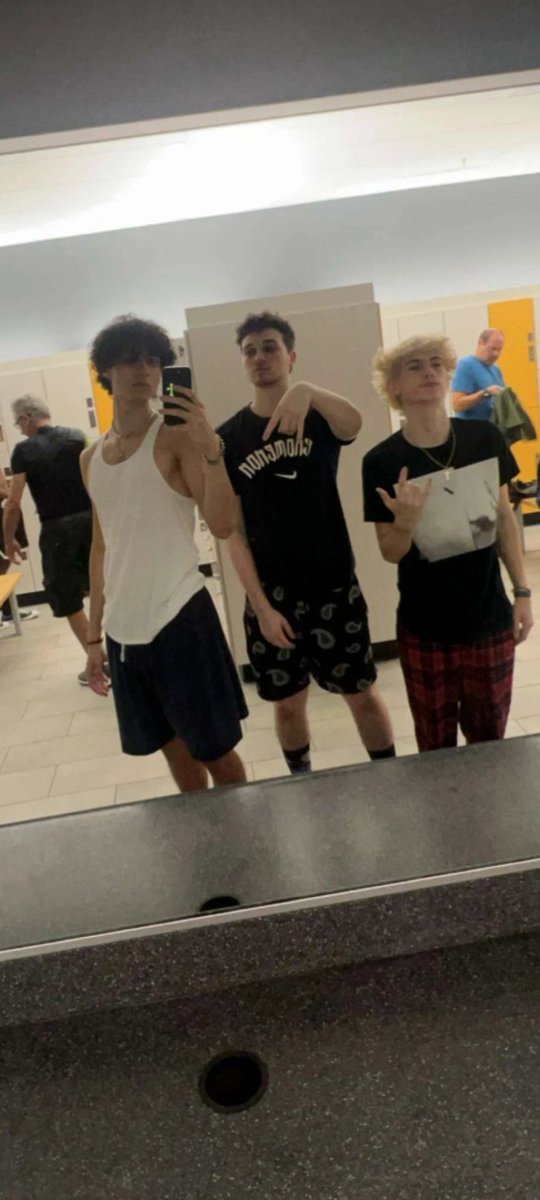 Gym time with my homies