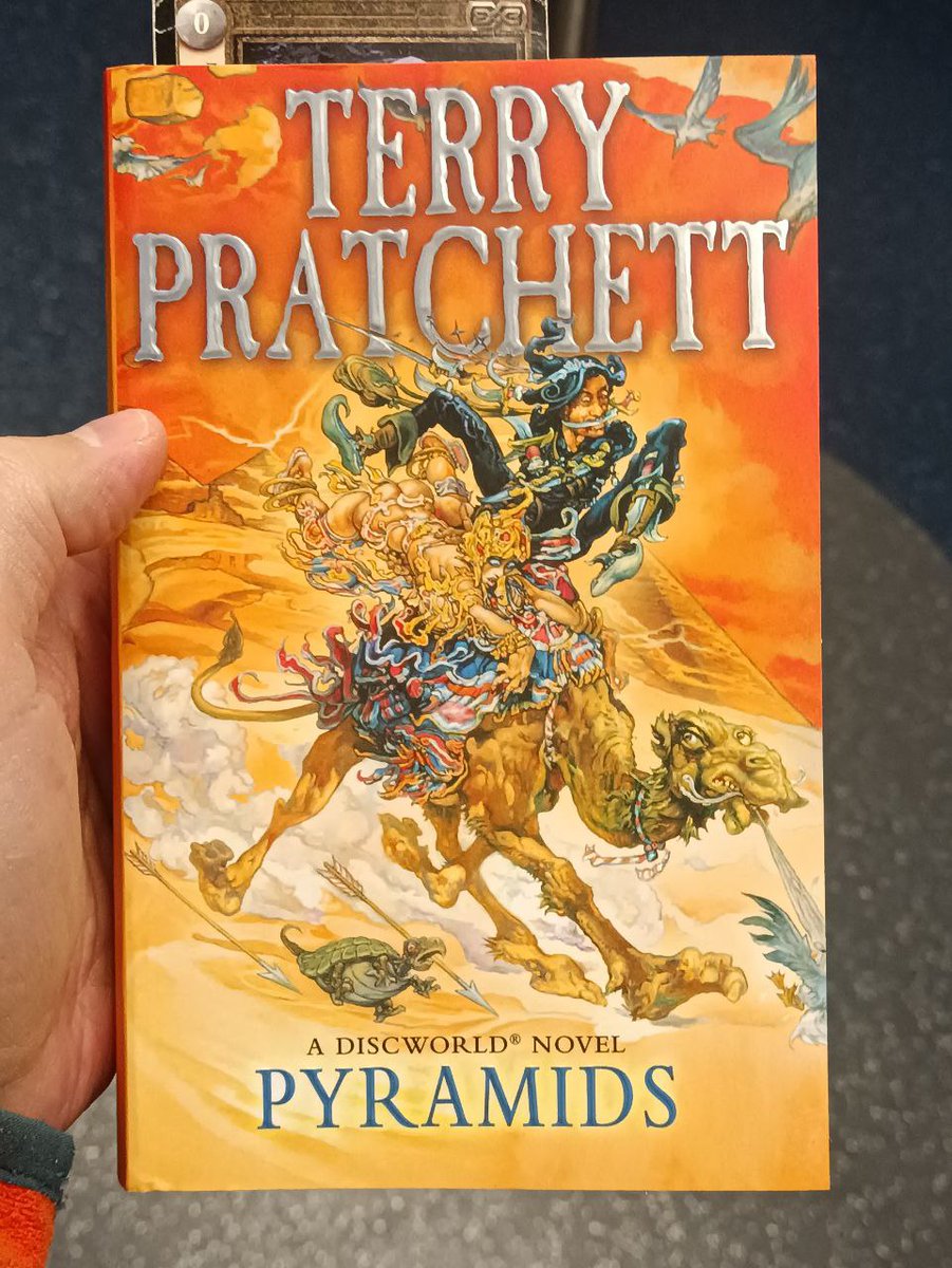 Elfwine's tweet photo. #nowreading

Something in me just demanded READ PRATCHETT. 

Ouch, capital letters! 😱 https://t.co/NHuFO2ZD4f