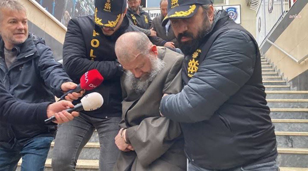 Allah Resulü(sav) “Mazlumun bedduasından korkun. Onunla Allah arasında perde yoktur.” buyuruyor. Bir kaç dinsizden “aferin” almak için Yusuf hoca 18 yıla mahkum edildi. 
Mazlumun “ah”ının er ya da geç hesabını soran Allah’ı(cc) unutanların vay haline!