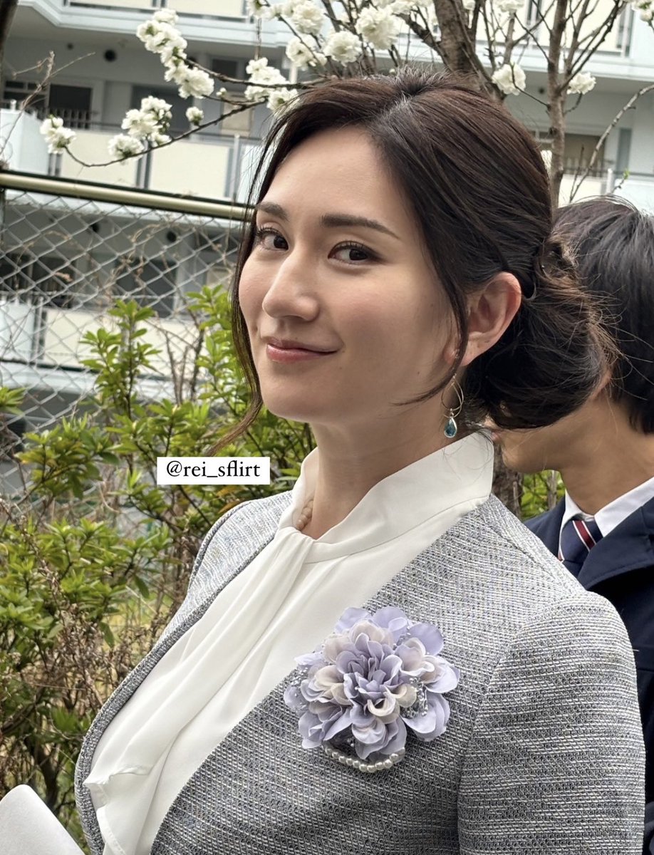 木村 玲 衣