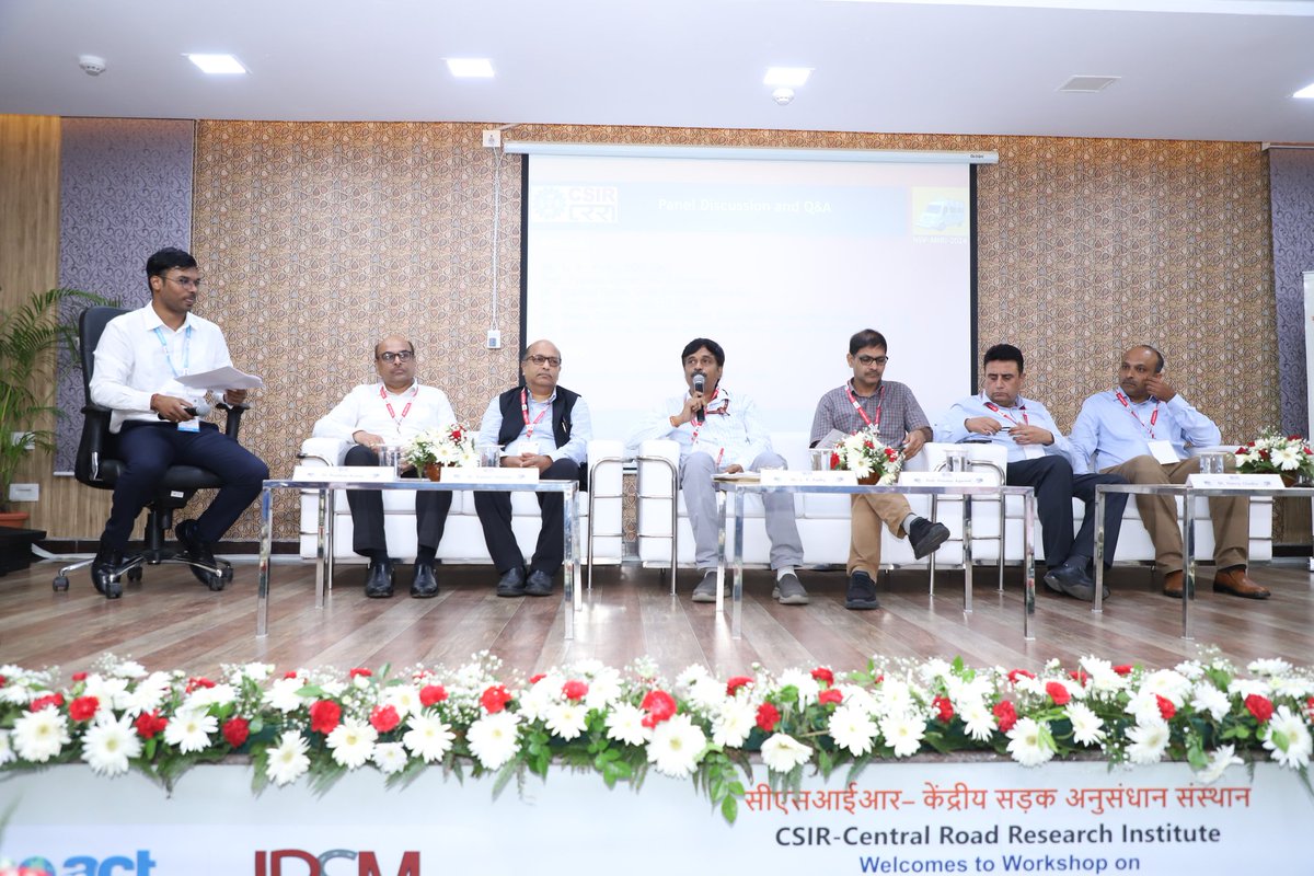 CSIRCRRI's tweet image. A big thank you to Sh. D. Sarangi, DG(RD) &amp;amp; Special Secretary@MoRTHIndia and Prof. Praveen Kumar HoD, Civil Engineering Dept @iitroorkee for their inspiring insights.

@CSIR_IND #CSIRCRRI
#NSV #NetworkSurveyVehicle #NSVAMRI2024 #SmartInfrastructure