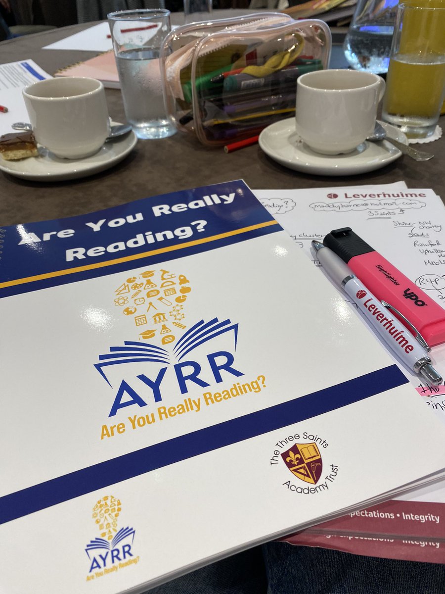 Mrs Moore tweet media