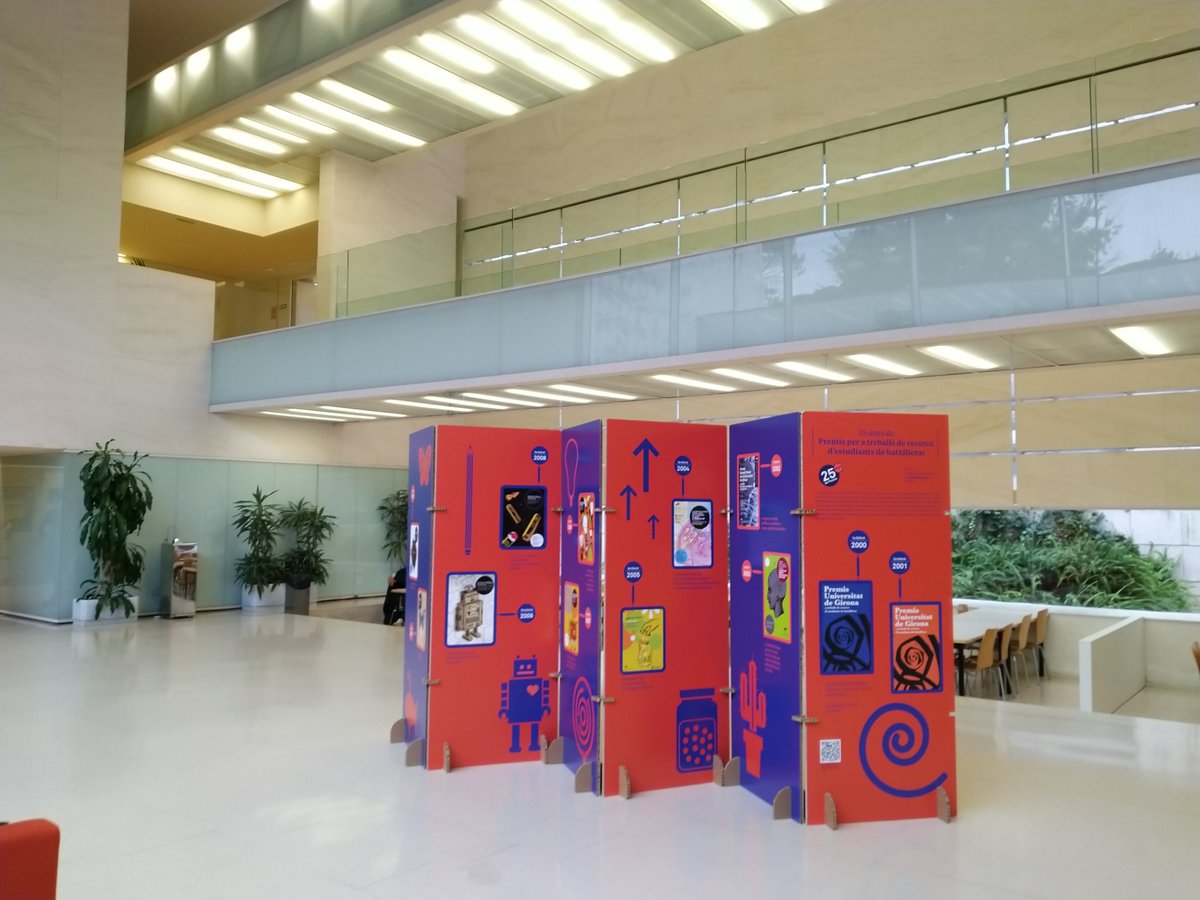 Consell Social de la UdG (@udgcsocial) on Twitter photo A partir d’avui fins el dia 2 d’octubre visiteu l'exposició itinerant “25 cartells x 25 anys de Premis” del dissenyador de la <a href="/univgirona/">Universitat de Girona</a> Marc Vicens a la <a href="/Udgfdret/">Facultat de Dret de la Universitat de Girona</a> al campus Montilivi
L’exposició virtual a: udg.edu/ca/consellsoci… A partir d’avui fins el dia 2 d’octubre visiteu l'exposició itinerant “25 cartells x 25 anys de Premis” del dissenyador de la <a href="/univgirona/">Universitat de Girona</a> Marc Vicens a la <a href="/Udgfdret/">Facultat de Dret de la Universitat de Girona</a> al campus Montilivi
L’exposició virtual a: udg.edu/ca/consellsoci…