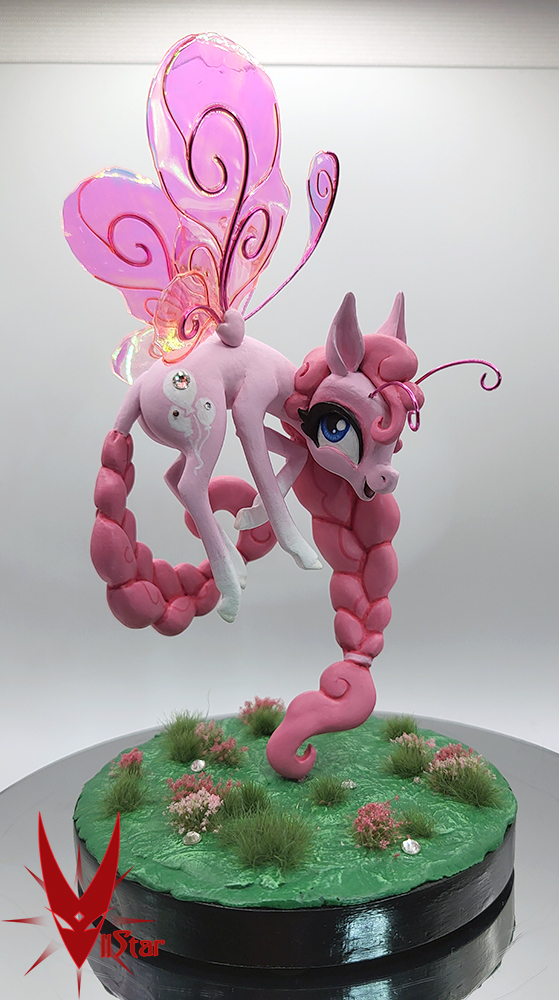 VIIStar_'s tweet photo. 7.25" MLP Pinkie Pie as a flutter pony
https://t.co/UVeri6n24G
Commissions Open- https://t.co/Wg8ur2zTxq
#viistar #sculpture #figurine #handmade #commissionsopen #custom #fanart #horse #mlp #mylittlepony #pony #brony #artforsale #PinkiePie #flutterpony #fairy https://t.co/yRFju0i353