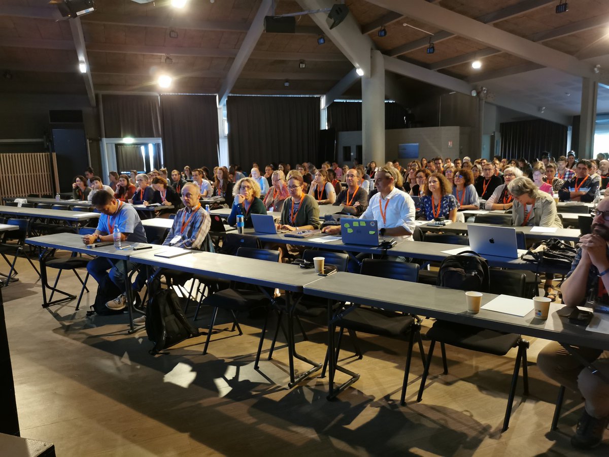 <a href="/FabriceLaurent0/">Fabrice Laurent</a> Salle comble et public attentif @inra_sa !