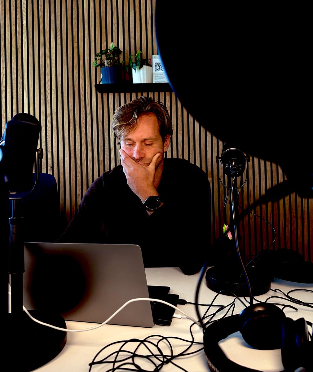 corpotcast's tweet image. Volle concentratie voor een nieuwe aflevering

#stayfocused #sticktotheplan #webounceback