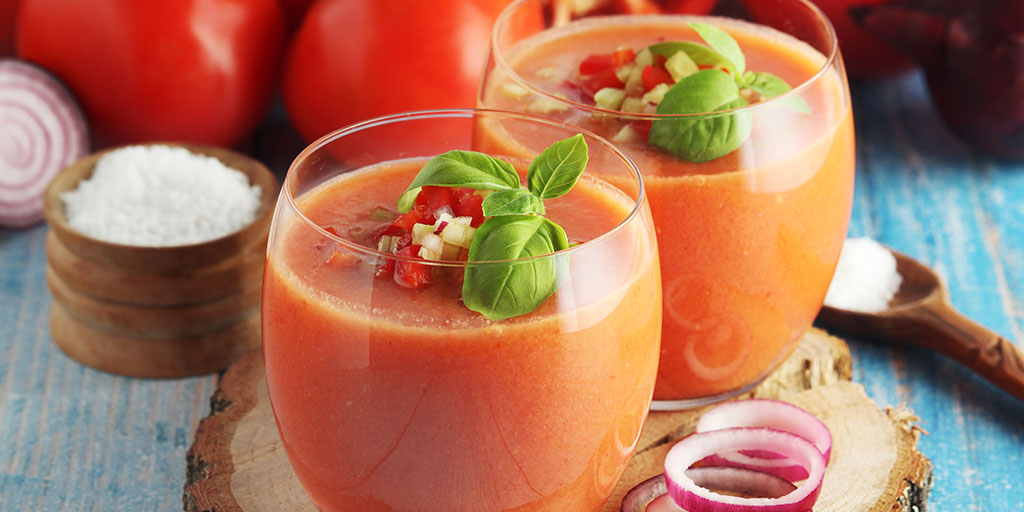 SpainInIsrael's tweet image. If you visit #Andalusia during summer, you are sure to find the most delicious tapas! 😋

Pescaíto frito, gazpacho and salmorejo are definitely the most beloved dishes! 🧡 What's your favourite? 😊⬇️

👉 bit.ly/3Y70EhK

#VisitSpain #SpainGastronomy @viveandalucia