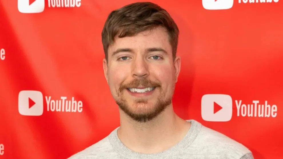 narouze_kun2's tweet photo. 世界一のYouTuber、MrBeast(年収900億円)のYouTube運用マニュアルを日本語訳して、わかりやすく解説し���noteを書きました(34004文字)

YouTubeを伸ばしたい人やYouTubeで稼ぎたい人にオススメです

いいね、フォロー、リプに「マニュアル」と書くと自動でnoteが配布されます