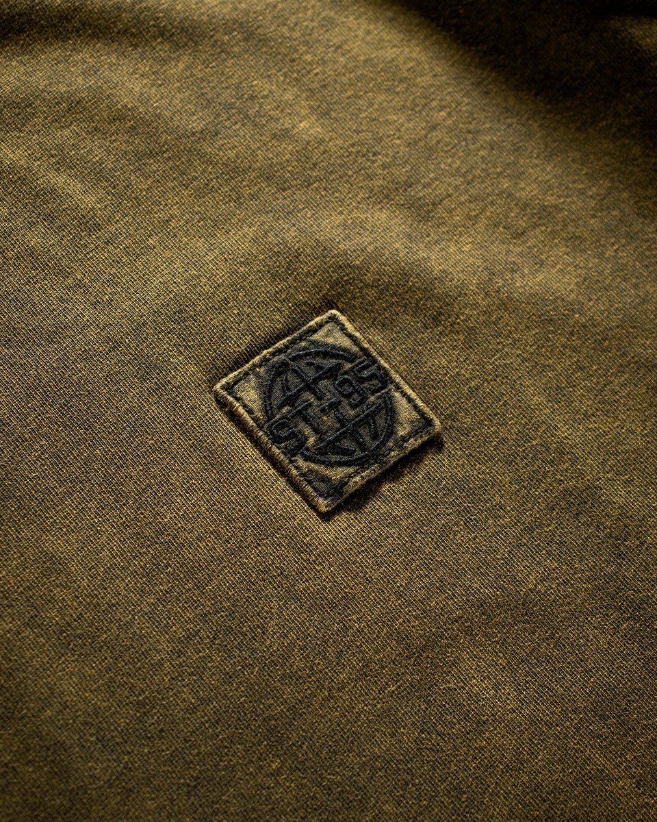 stninetyfive's tweet image. The Toppa Tee - garment dyed with a heavy wash for a washed-out finish with contrast detailing and stitching #st95 #stninetyfive #massimoosti #sustainablefashion

Shop now: st95.com/products/st95-…