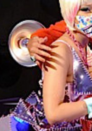 Lovely2BMe tweet media