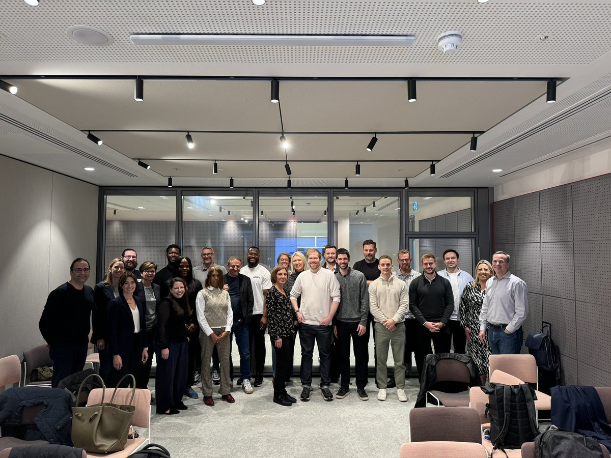 Simonkhalaf's tweet image. Amazing time with $MQ team in London!