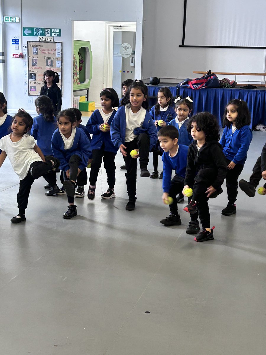 carltonj_i's tweet image. Saplings worked on their hand eye coordination during their PE lesson with Mr Gott #EarlyYears #exercise #keepfit