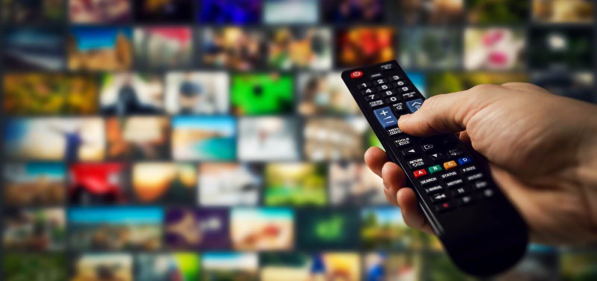 Streaming services are taking over! 📺
80% of viewers in the US now prefer streaming over traditional TV, with Netflix leading the way. Flexibility, content variety, and fewer ads are reshaping the way we watch! #Streaming #TVTrends #Netflix 
resonio.com/blog/televisio…