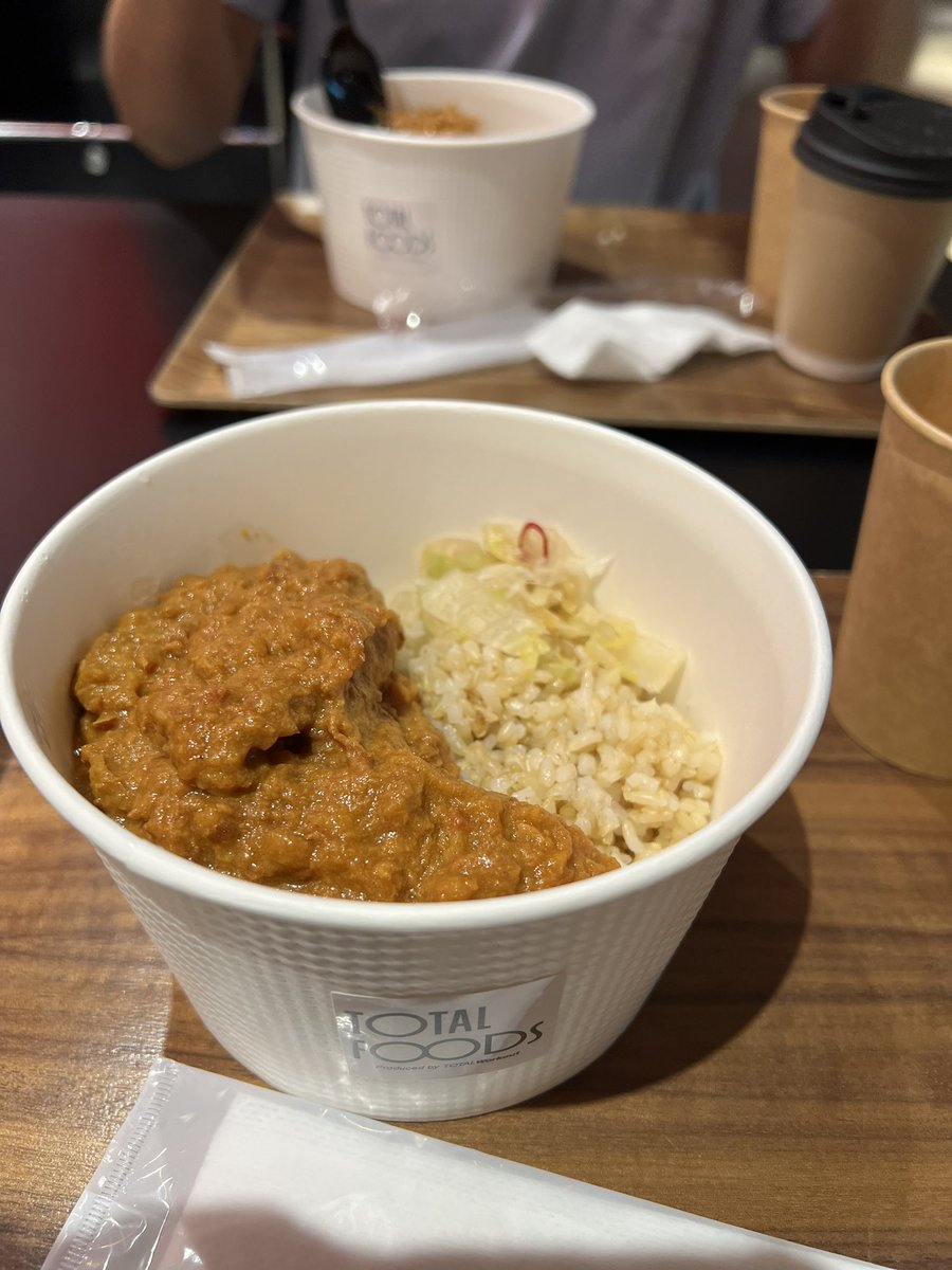 miraikochan's tweet photo. 無水でつくった満足カレーを頂きました🍛
ゆっきーサンキュー🙏💓
すぐ大阪帰ってきてねー爆
#totalworkout
#カレー
#いいねした人フォロバする
#フォローしてくれた人フォローする
#フォロバ100 https://t.co/Pfwe0UWaWt