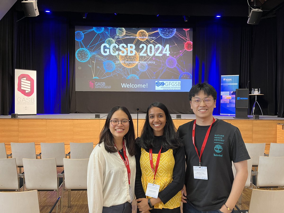LandfesterDept's tweet image. Prijanka, Gabrielle and Zhicheng presented their work at the #GCSB 2024 – German Conference on Synthetic Biology in Regensburg. Thanks to the organizers for this fantastic conference with many discussions and inspiring talks! It was a great experience. @mpi_polymer