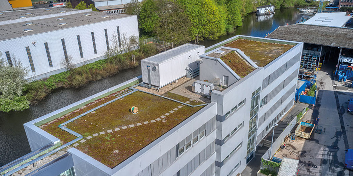 DatwylerITInfra's tweet photo. What do you do when you need more computing capacity but have no space for expansion? Aug. Prien Bauunternehmung decided to create a new backup site for its #datacenter on the roof of company headquarters – with a solution provided entirely by #Datwyler. https://t.co/n5JOcp1LgY https://t.co/miDxCnC7LV