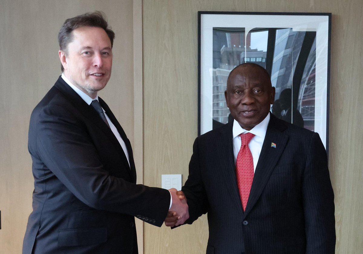 SawyerMerritt's tweet photo. Elon Musk met with various world leaders today in New York during the United Nations General Assembly.

• Italian Prime Minister
• President of South Africa
• President of Argentina

Elon meets with more world leaders than some world leaders lol. https://t.co/1RDn28dISb