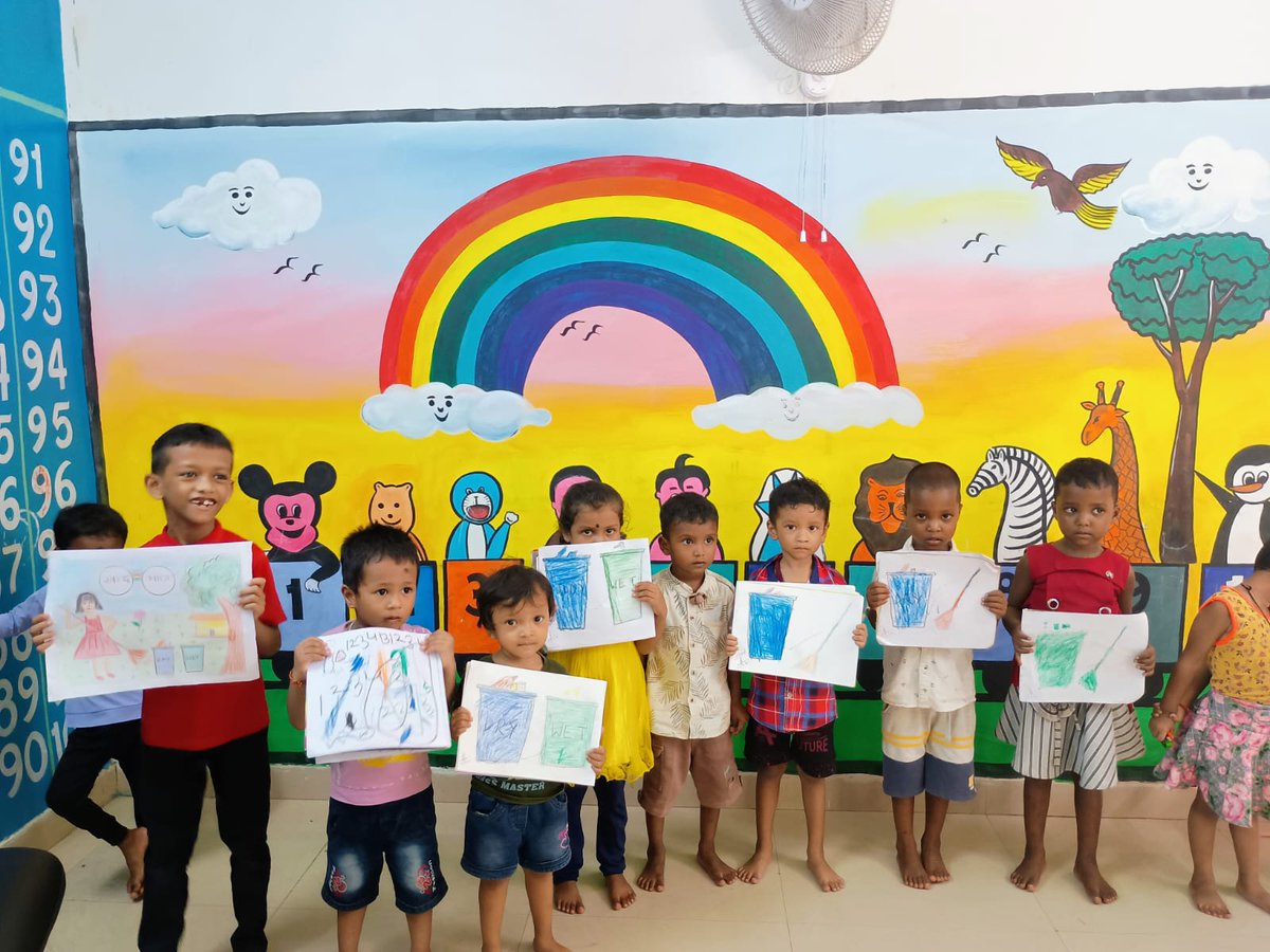 Rangoli Competition Play School 
<a href="/SwachhBharatGov/">Swachh Bharat Urban</a>
@SwachhBharat
<a href="/MoHUA_India/">Ministry of Housing and Urban Affairs</a>
<a href="/MoJSDDWS/">Department of Drinking Water & Sanitation (#DDWS)</a>
#SHS2024
#SwabhavSwachhata
#SanskaarSwachhata
#SwachhataHiSeva2024
#nagarpanchayatbundu