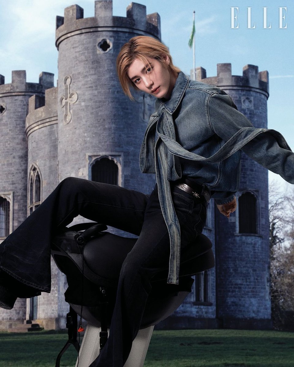 สตรองมาก อิงอิง สตรองได้อีกค่ะ โพสท่าค้างไว้ ถูกค่ะ สวยมากลูก สตรองมาก …หญิงว่าน้องเขาทำได้ดีเลยนะ แต่ก็คงต้องรอดูทีมหญิงก่อนอะค่ะถึงรู้ว่าวันนี้ใครจะชนะ หรอคะหญิง? แคมเปญที่แล้วพี่ก็ชนะนะ พี่มีเดอะเฟสไทยแลนด์ซีซั่นนี้อยู่ในทีมค่ะ☺️ แล้วหญิงล่ะมีใคร?