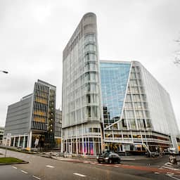 Maker Flexa en Sikkens-verf AkzoNobel schrapt banen, ook in Nederland dlvr.it/TDcD6b