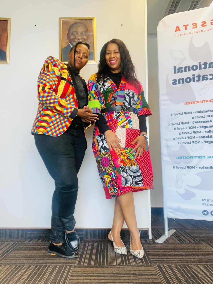 LGSETA_official's tweet image. At LGSETA, our staff proudly represented diversity and unity as we came together to celebrate Heritage Day, showcasing our unique cultures by wearing traditional attire. 
✨ #HeritageDay2024 #DiversityAndUnity #ProudlySouthAfrican