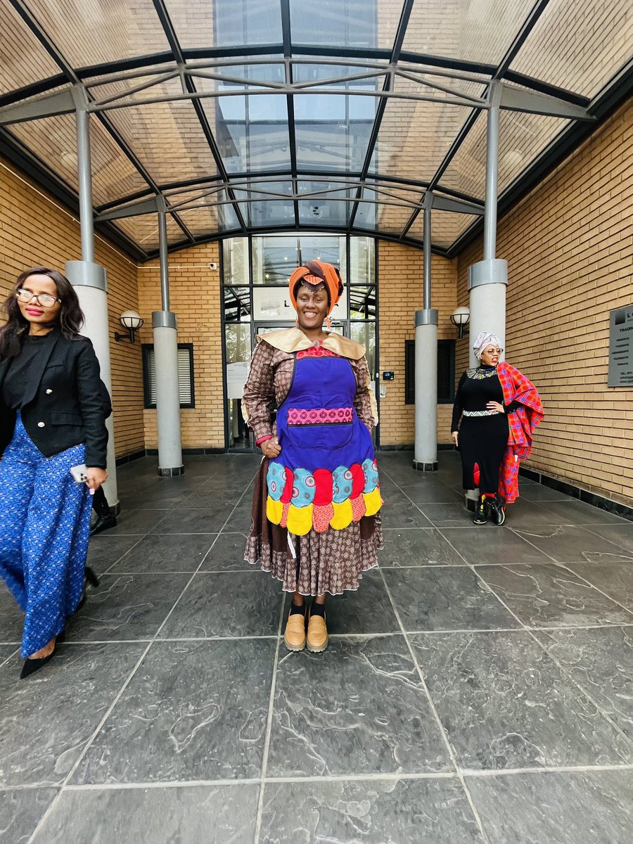 LGSETA_official's tweet image. At LGSETA, our staff proudly represented diversity and unity as we came together to celebrate Heritage Day, showcasing our unique cultures by wearing traditional attire. 
✨ #HeritageDay2024 #DiversityAndUnity #ProudlySouthAfrican
