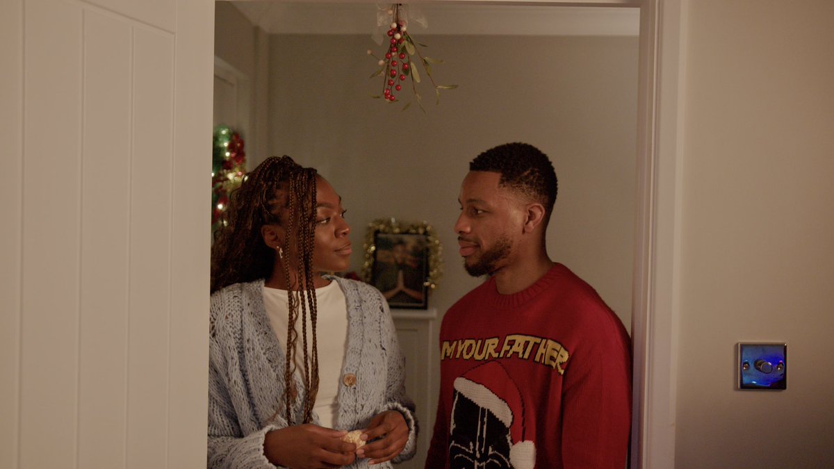 Introducing my new film Christmas Games Night!
#ThereWeLand 😭🙌🏾