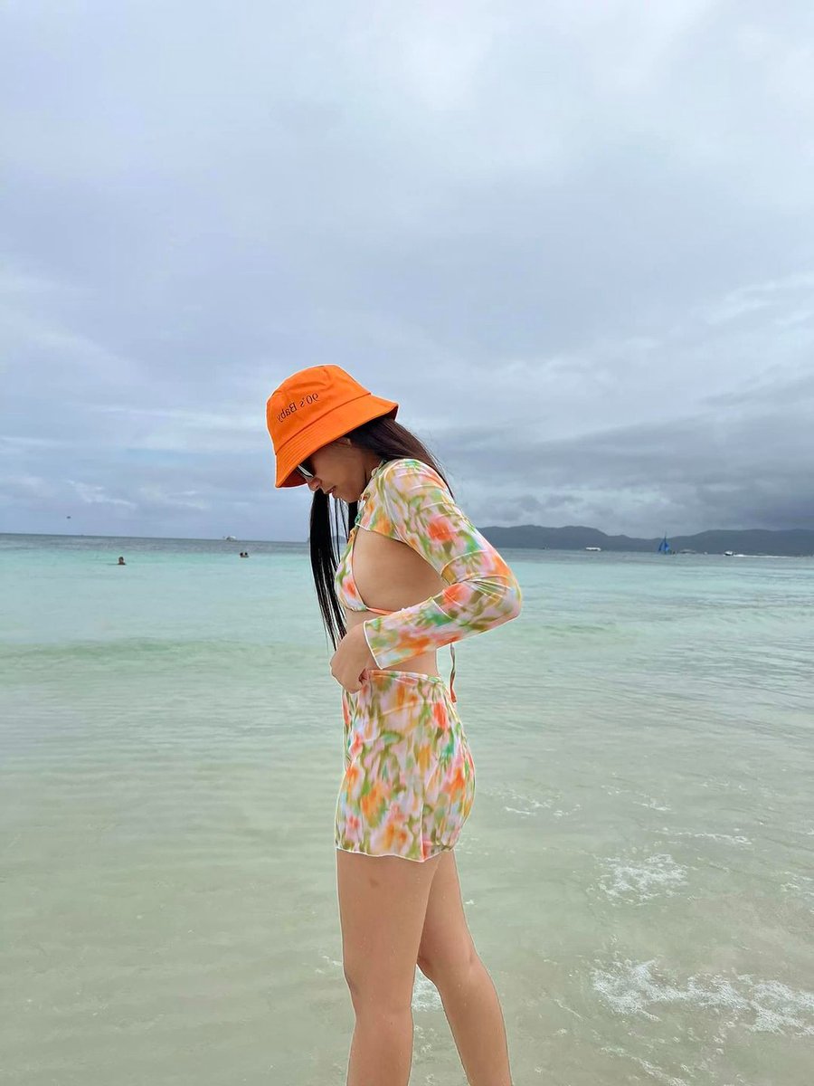 nonamanday's tweet photo. Banyak yang tanya gimana cara nikmatin hidup ?

#pantai #pantaiselatan #jalan #wisata #selatan #pantaijawa #jawa https://t.co/PV1rjpttjd