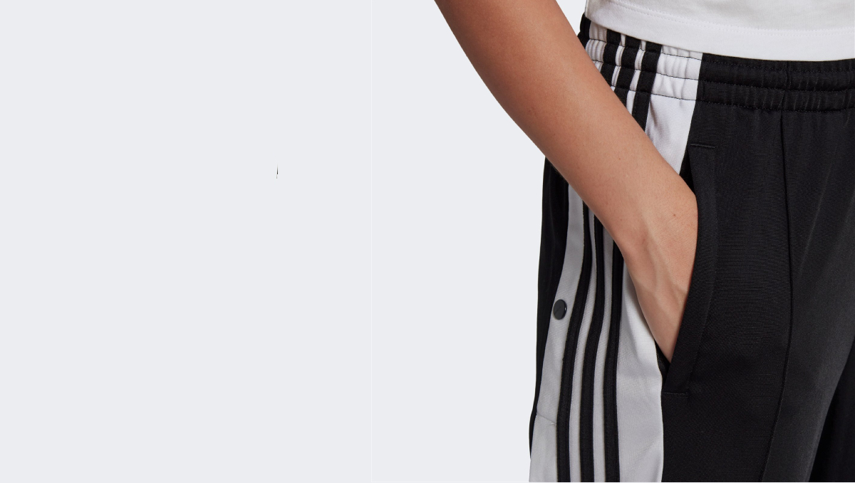 Siyah Eşofman Altı dlvr.it/TDcFqS