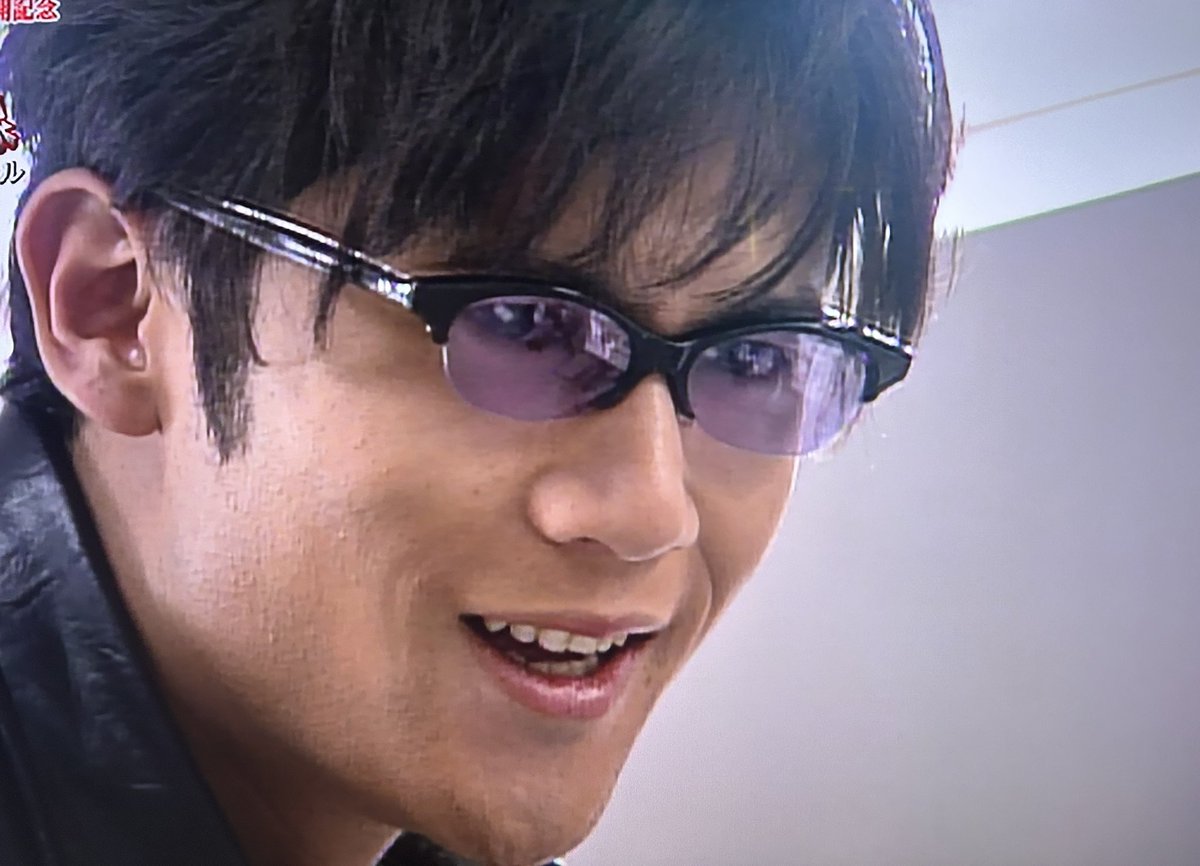 Minya_go6's tweet photo. #踊る大捜査線　歳末特別警戒スペシャル

鏡くんの"駄々こねちゃうんだもん"
後編は、
明日午後1時50分から

#稲垣吾郎 https://t.co/1m65bcsDbB