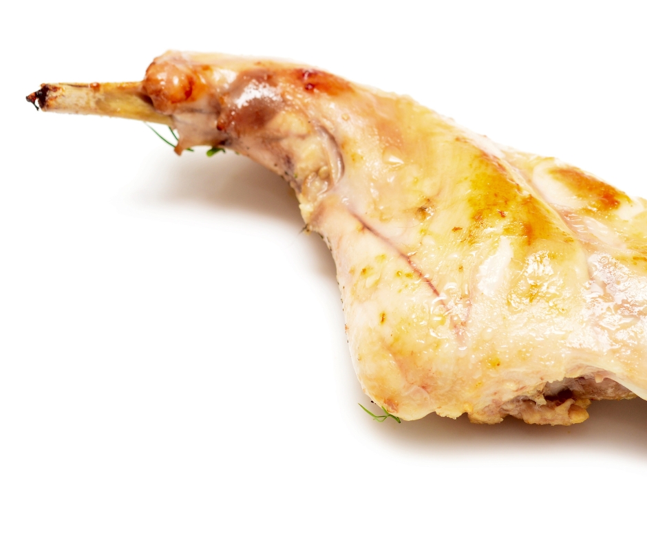 MataderoCapilla's tweet photo. El conejo al ajillo es perfecto para cualquier ocasión. En Matadero de Conejos Capilla, tenemos la mejor carne para que prepares esta deliciosa receta. #ConejoAlAjillo #CocinaConCalidad #MataderoCapilla https://t.co/V9rqhx4RyB