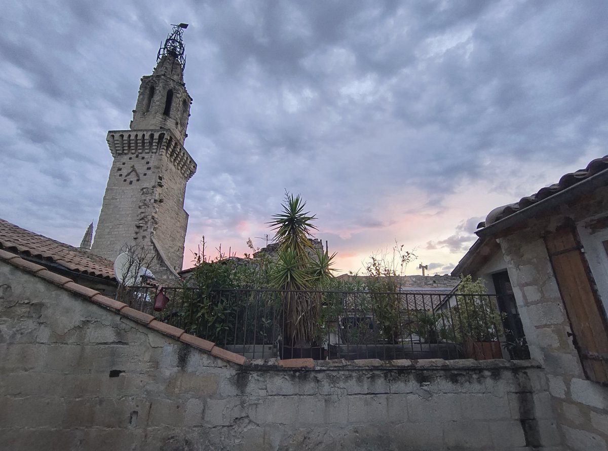 Un matin comme tous les autres , à Avignon 
#Pelicot <a href="/afpfr/">Agence France-Presse</a>