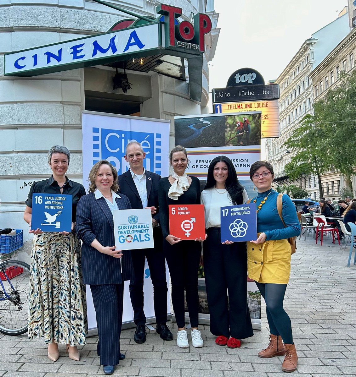 UN_Vienna's tweet photo. Thank you for joining our @CineONU screening of “Cuando Las Aguas Se Juntan” in cooperation with
@EmbColAustria in #Vienna to mark #PeaceDay.

Huge thanks to our panelists @unodavienna, @EmbColAustria, @unwomenaustria and @univienna for their contributions &amp; engaging discussion. https://t.co/KInzGg0vT2