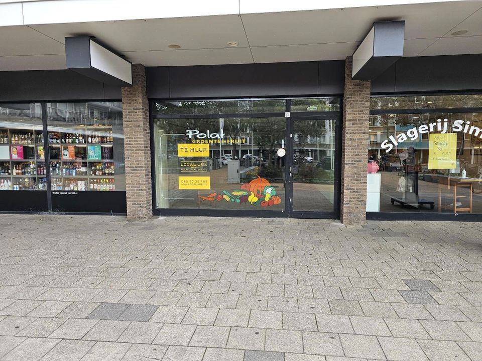 LocalJoeNL's tweet photo. #YOURBUSINESSSTARTSHERE!

#Escamplaan 291 te #DenHaag, circa 85 m² #winkelruimte te huur in #winkelcentrum #Leyenburg!

https://t.co/S8bAYre975

#winkelruimtetehuur #winkelruimtehuren #winkelruimtegezocht #rentastore #newlisting #thismustbetheplace #LocalJoe https://t.co/Ui8e60RPgJ