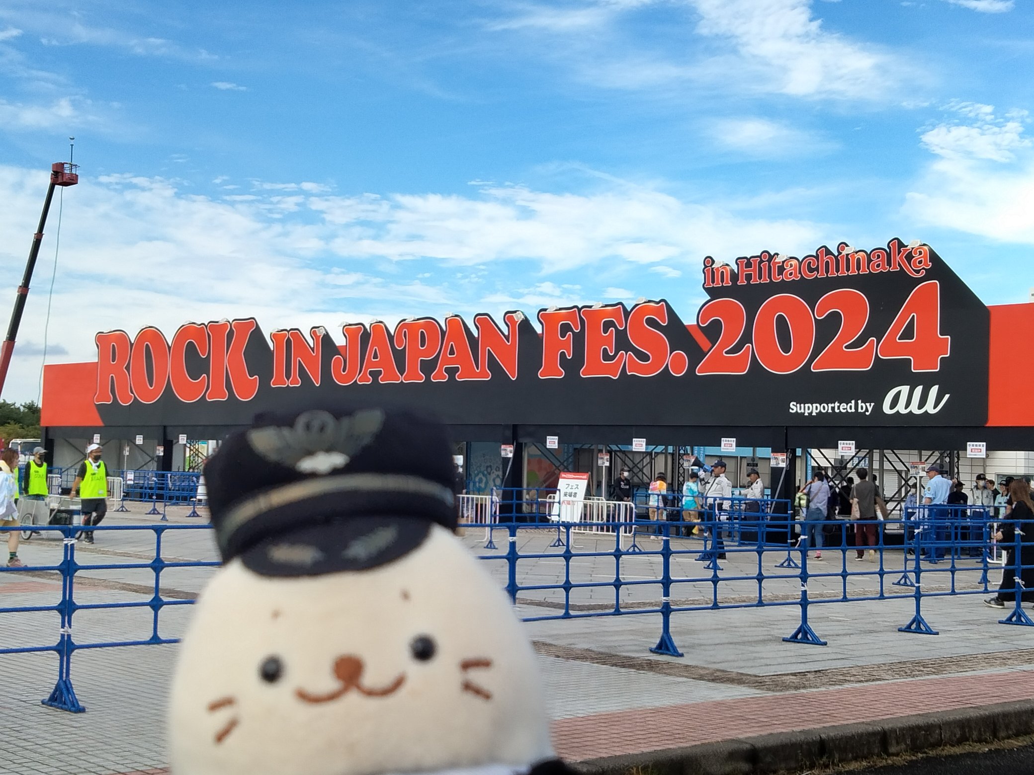 ぐりたんページです♡ ぺんてる くれよんタッチのくりだし色鉛筆 くるりら GTW-12