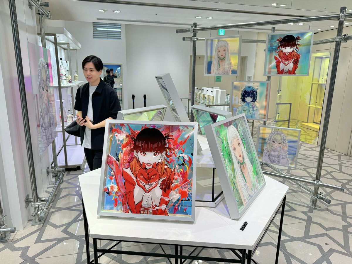 shirataki1901's tweet photo. 大丸東京店の1階で開催されている山本酒造店と人気クリエイターのポップアップイベントに行って来ました。
売り場の広さと場所の良さにビックリ！
大丸の関係者がこれ以上ない場所を提供してくれました。

10月1日まで開催するとのこと。東京駅をご利用の方は立ち寄ってみてください。
https://t.co/KnYsFclqcl

うちのブリュワリーカフェでも開催するかも！