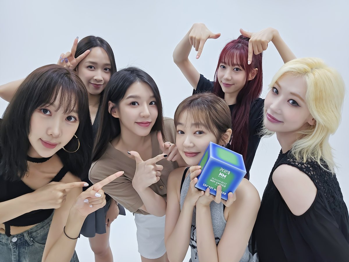 5ecretNumber's tweet photo. [*****]

🏆 KM차트 SUMMER SEASON 
BEST HOT CHOICE FEMALE 수상👏🏻

시크릿넘버의 2024년 여름은 덥고 지쳐도
락키들 덕분에 힘낼 수 있었어요!(•̀ᴗ•́)و ̑̑
무려 KM차트 6.관.왕을 할 수 있었던 건
변함없는 응원과 사랑을 보내주는 락키들 덕분이겠죠?😍
락키들 항상 고마워요ଘ(੭*ˊᵕˋ)੭»ㅡ❥

🔗 https://t.co/PSAyZbSxY7

#SECRET_NUMBER #시크릿넘버
#시크릿넘버_KM차트_6관왕
#락키_항상_고마워
#KM차트 #KMCHART