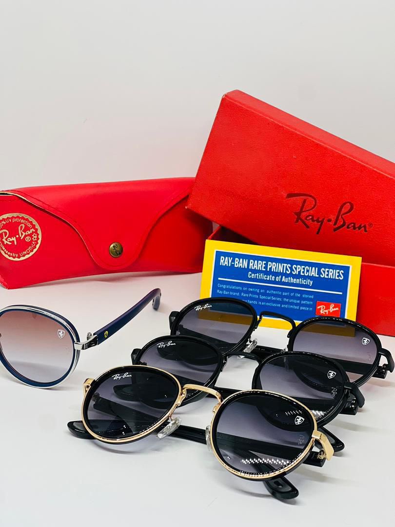 Luxurah_'s tweet photo. Sunglasses RAYBAN
-12,500 with normal case
-14,000 with original case
#ASmallThread https://t.co/ICPV6iJMqo