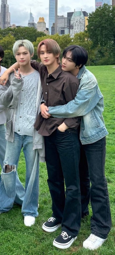 INGFO TIKET MENUJU PLANET MARS KARENA DI BUMI GUE CUMAN NGONTRAK ANJIR