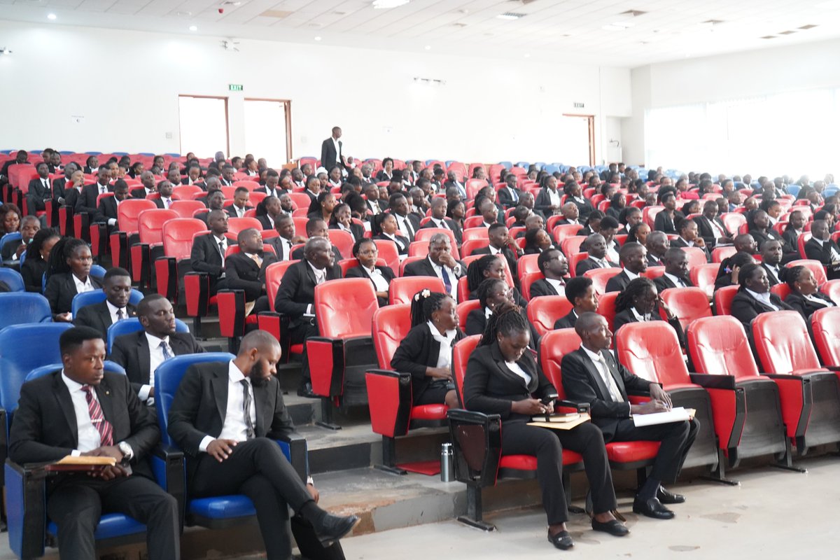 LDC_Uganda's tweet image. Day 2 of #LDCOrientation2024 kicks off with an inspiring session led by our Head of HR, Mr. Lukyamuzi Hamis Ddungu! 💬 

Today, we dive deep into mandate of Human Resource &amp;amp; administration, highlighting the importance of leadership, ethics and student code of conduct #LDCUgCT