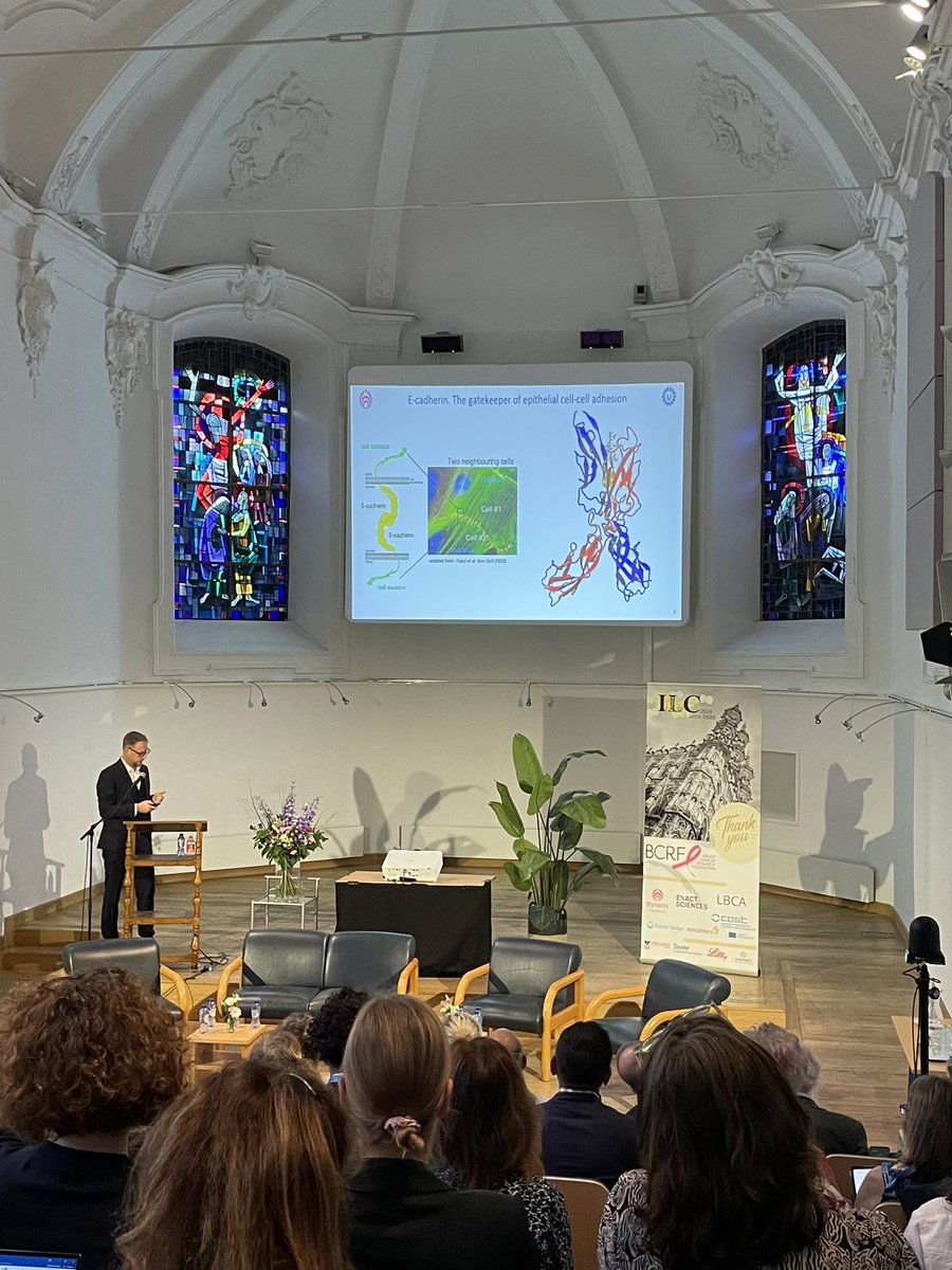 Amy McCart tweet media